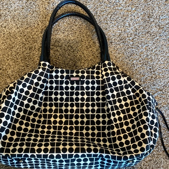 😍😍😍Kate Spade Stevie Diaper & changing pad in NOEL geometric pattern - Picture 3 of 16